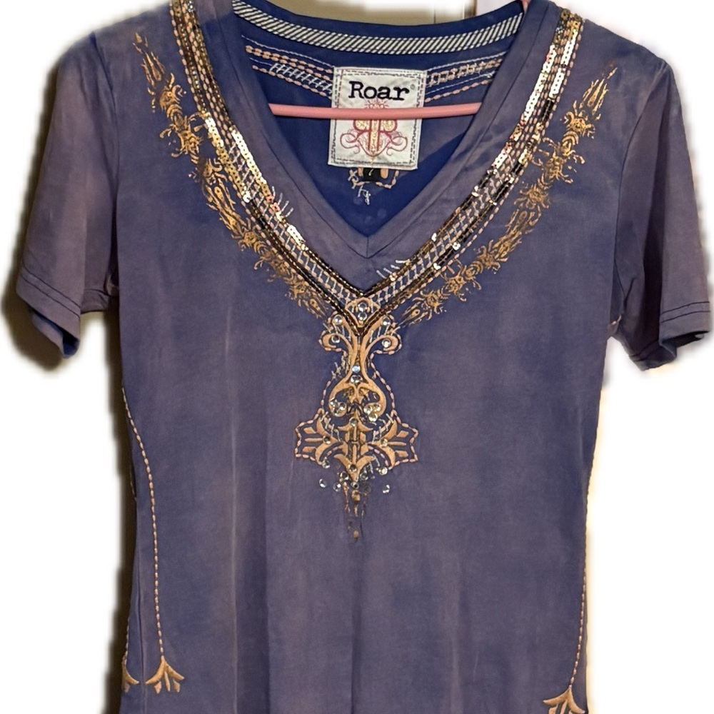 Roar Women's Beautiful Purple Embellished Top Size S